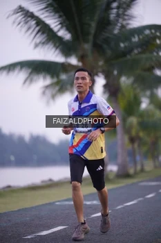 Runner Photo 4315068