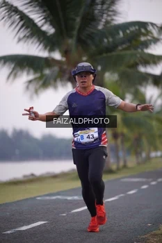 Runner Photo 4315071