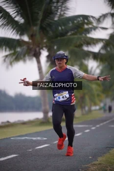 Runner Photo 4315072