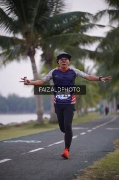 Runner Photo 4315076