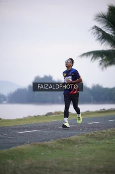 Runner Photo 4315087