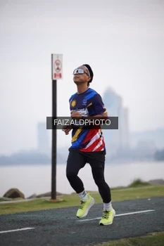 Runner Photo 4315091