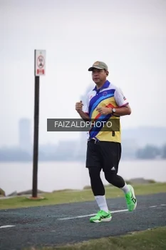 Runner Photo 4315096