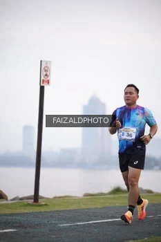 Runner Photo 4315102