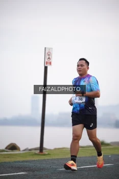 Runner Photo 4315105