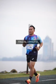 Runner Photo 4315106
