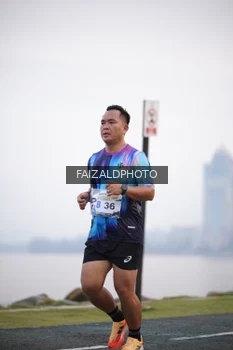 Runner Photo 4315108