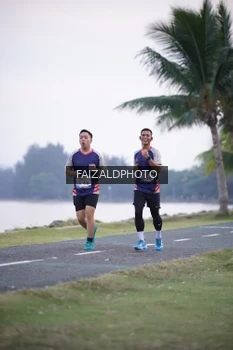 Runner Photo 4315109