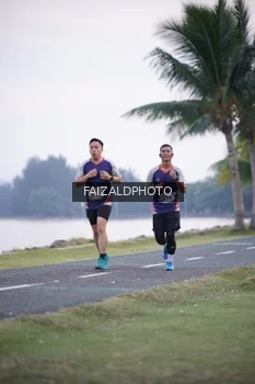 Runner Photo 4315110