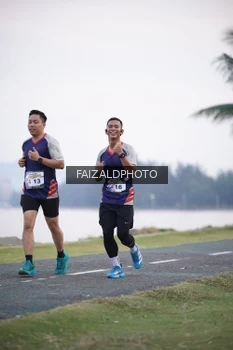 Runner Photo 4315115