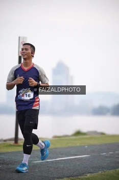 Runner Photo 4315119