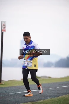 Runner Photo 4315125