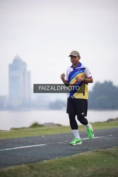 Runner Photo 4315136