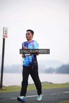 Runner Photo 4315138