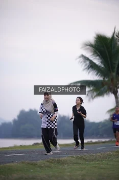 Runner Photo 4315140