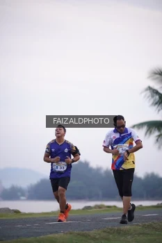 Runner Photo 4315150