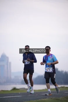 Runner Photo 4315159