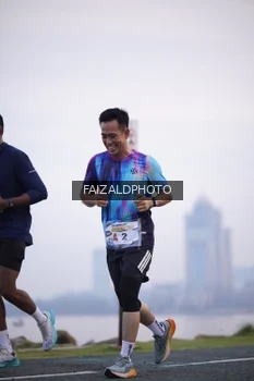 Runner Photo 4315170