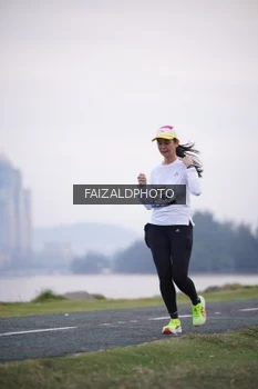 Runner Photo 4315183