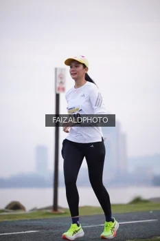 Runner Photo 4315185