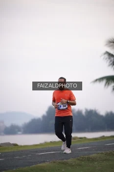 Runner Photo 4315189