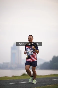 Runner Photo 4315200