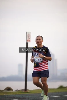 Runner Photo 4315203