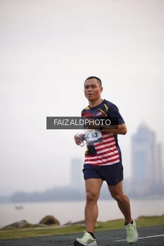Runner Photo 4315206