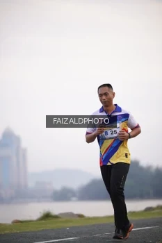 Runner Photo 4315213