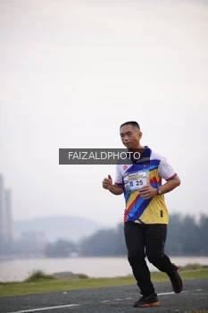 Runner Photo 4315215
