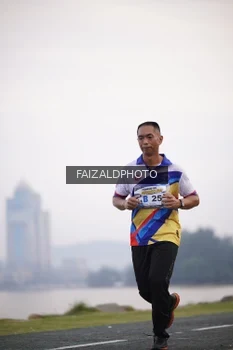 Runner Photo 4315217