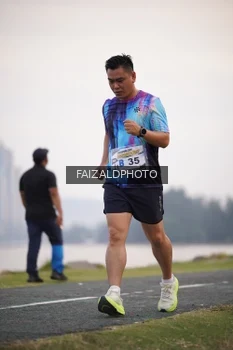 Runner Photo 4315225
