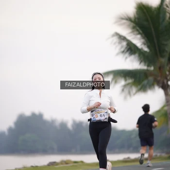Runner Photo 4315240