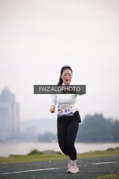 Runner Photo 4315251