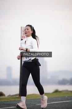 Runner Photo 4315255