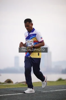 Runner Photo 4315258