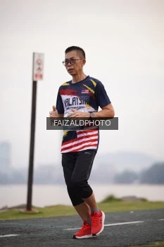 Runner Photo 4315263