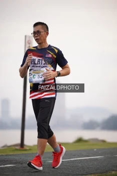 Runner Photo 4315265