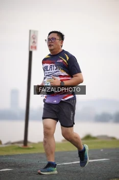 Runner Photo 4315276