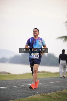 Runner Photo 4315294