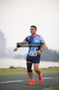 Runner Photo 4315299