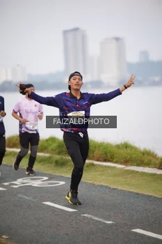 Runner Photo 4315300