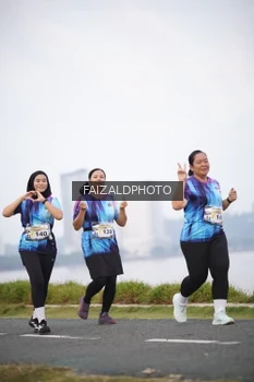 Runner Photo 4315334