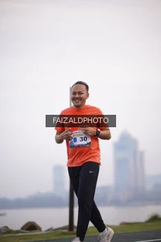 Runner Photo 4315339