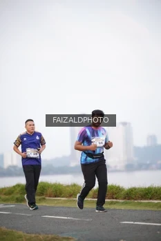 Runner Photo 4315342