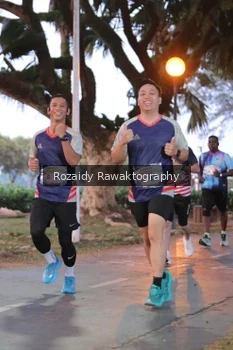 Runner Photo 4315363