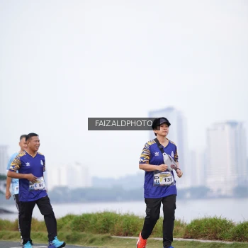 Runner Photo 4315377