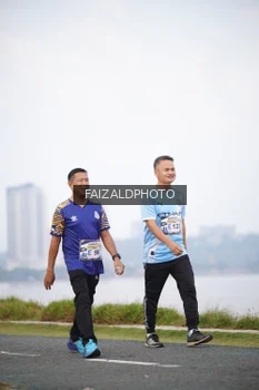 Runner Photo 4315382