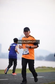 Runner Photo 4315386