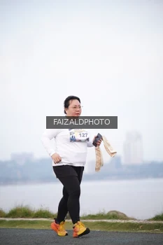 Runner Photo 4315394